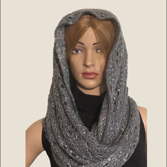 Liz Claiborne Accessories - Liz Claiborne Loose Knit Infinity Scarf Tiny Scattered Sequins Gray